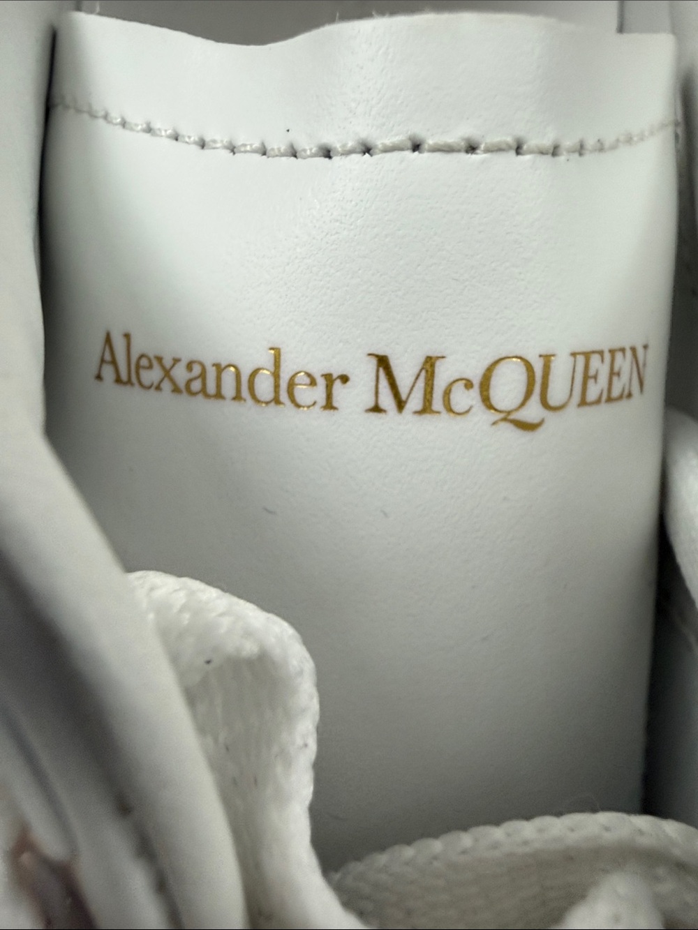 🔥 NEW WITH TAGS • Alexander McQueen Larry Low-Top Sneakers 🔥 - Picture 8 of 14